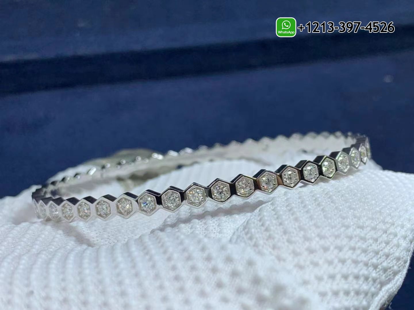 puqimfwk2rq Custom Made Best Quality 1:1 Cheap Chaumet 18k White Gold Bee My Love Pavé Diamonds Bracelet - High Quality 18k Gold and Diamond Luxury Distinctive Collection Designer Jewelry Customized Factory Price - Image 5