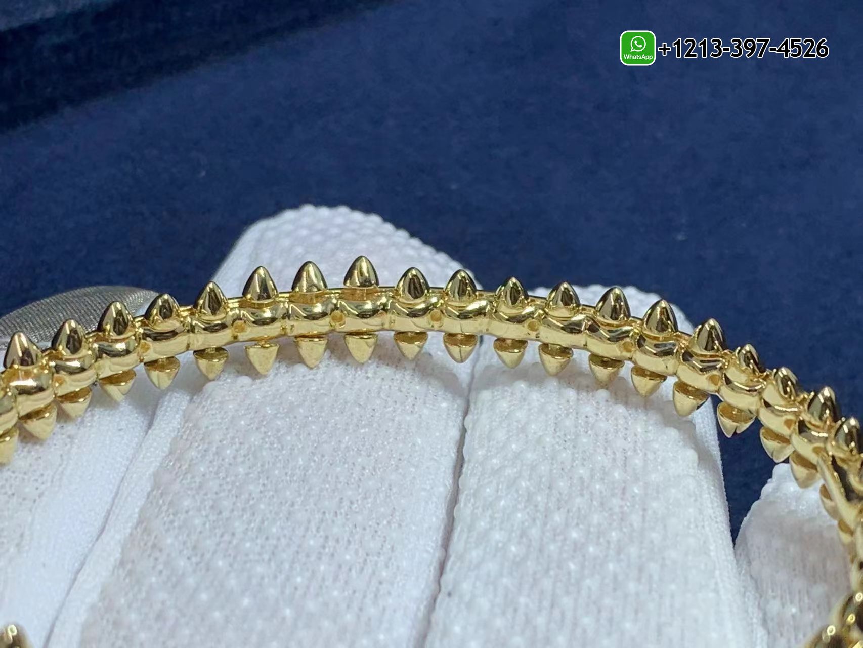 t00vrga0mzc Custom Made Best Quality 1:1 Cheap Custom Cartier Clash De Cartier Solid 18K Yellow Gold Medium Model Bracelet - High Quality 18k Gold and Diamond Luxury Distinctive Collection Designer Jewelry Customized Factory Price - Image 4