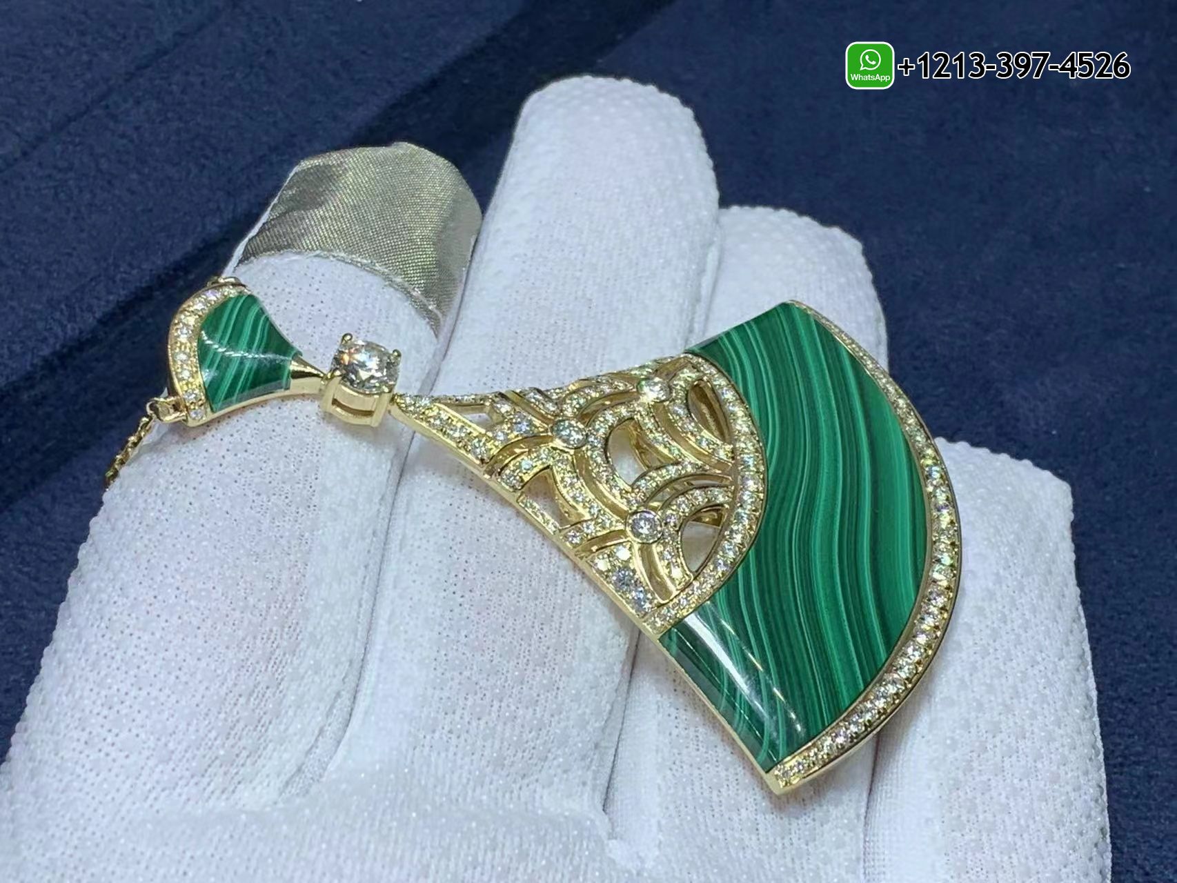 wzvbyxch1qg Best Sellers 1:1 Quality Cheap Custom Made Bulgari Divas’ Dream 18K Yellow Gold Malachite and Diamonds Large Pendant Necklace - High Quality 18k Gold and Diamond Luxury Distinctive Collection Designer Jewelry Customized Factory Price - Image 2