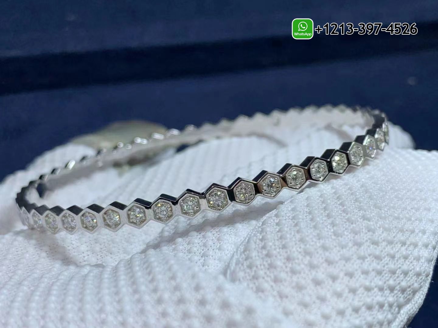 ygusd5k45rz Custom Made Best Quality 1:1 Cheap Chaumet 18k White Gold Bee My Love Pavé Diamonds Bracelet - High Quality 18k Gold and Diamond Luxury Distinctive Collection Designer Jewelry Customized Factory Price - Image 4